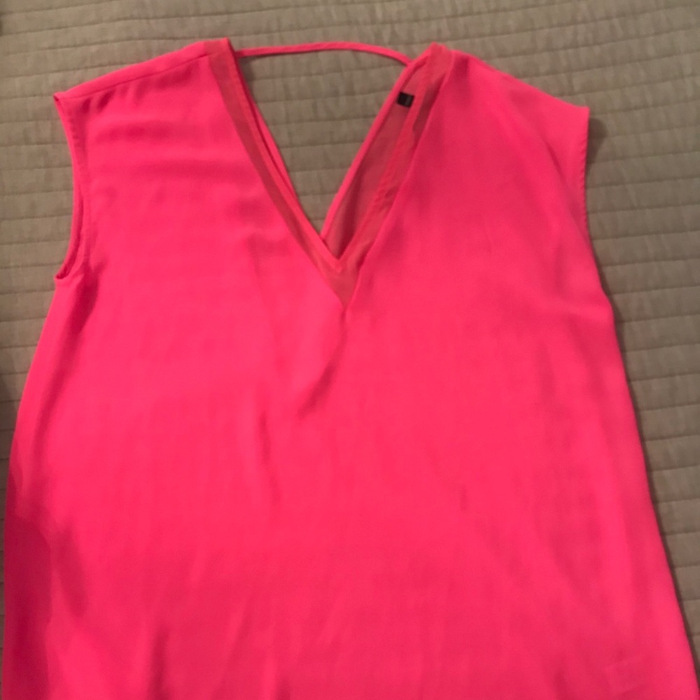 Sleeveless blouse
